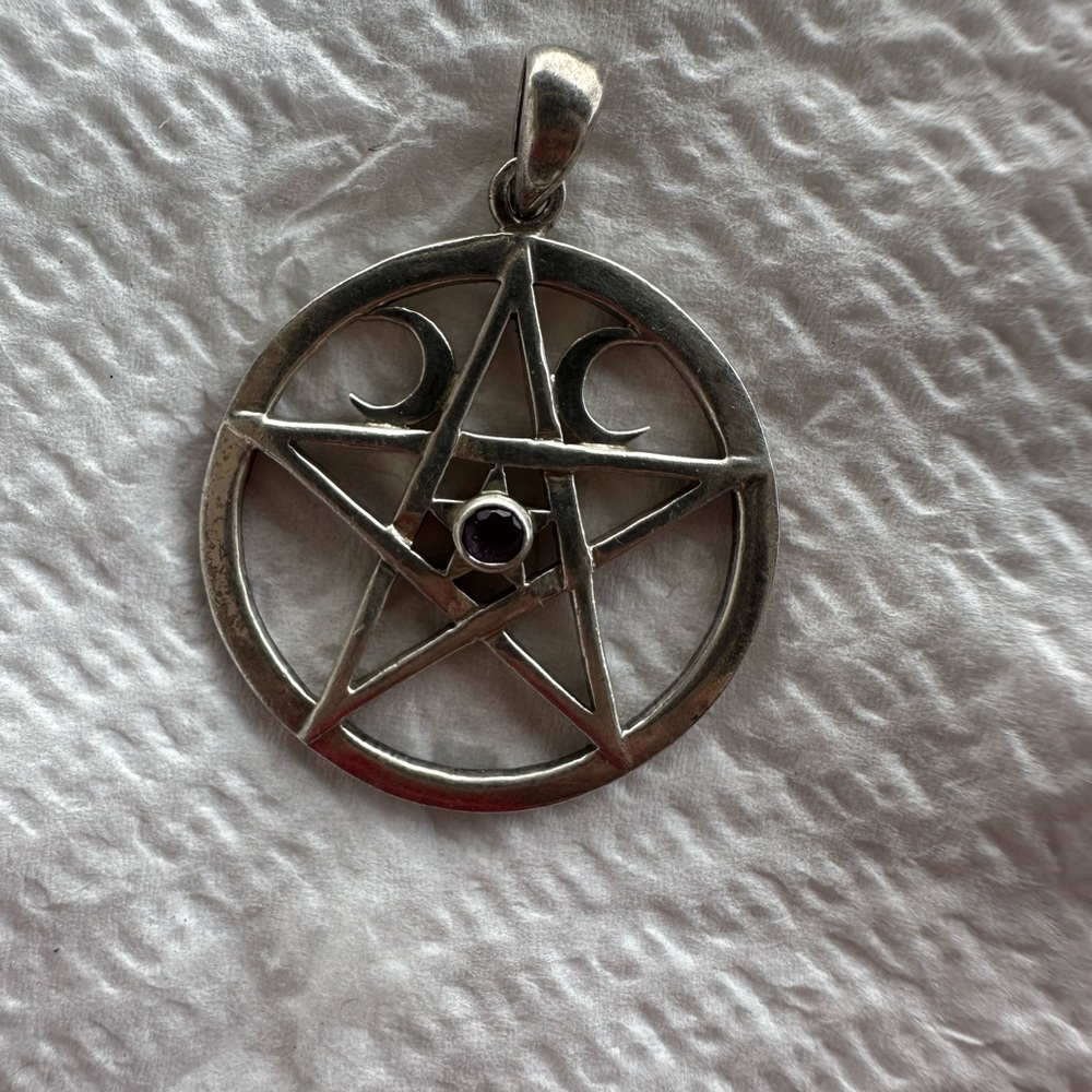 Pscl Triple Moon Pentacle pendant